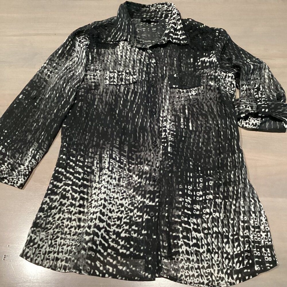Black and Gray Sheer Long-sleeve Blouse - Medium
